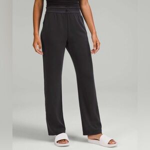 LULULEMON Softstreme High-Rise Pant Black Size 6
